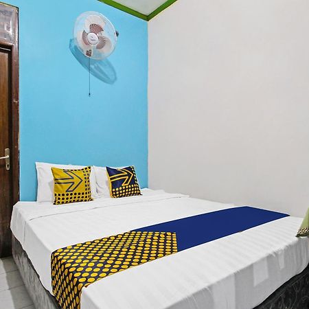 Spot On 91911 Rejeki Homestay Syariah Malioboro ジョグジャカルタ エクステリア 写真