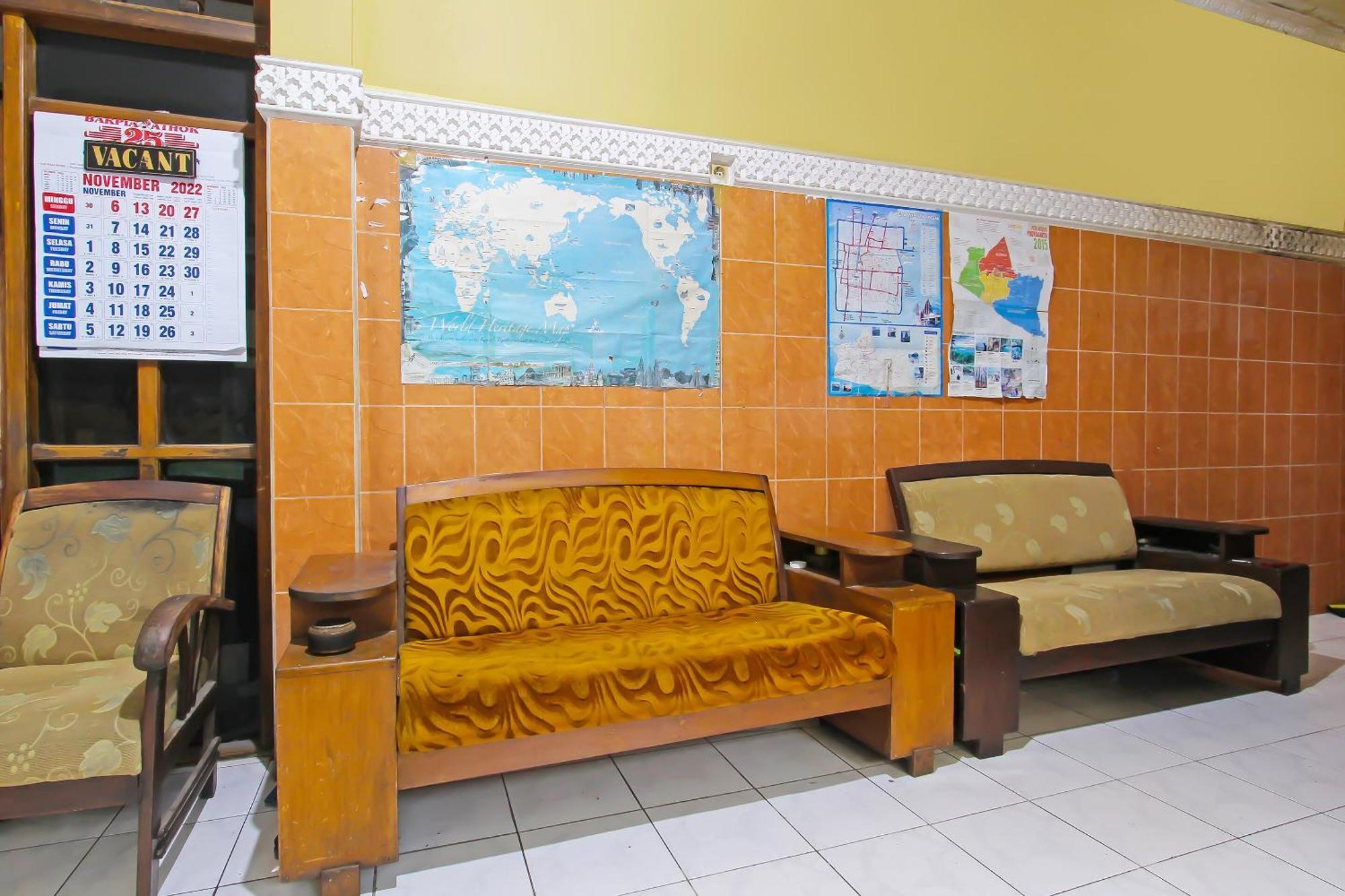 Spot On 91911 Rejeki Homestay Syariah Malioboro ジョグジャカルタ エクステリア 写真