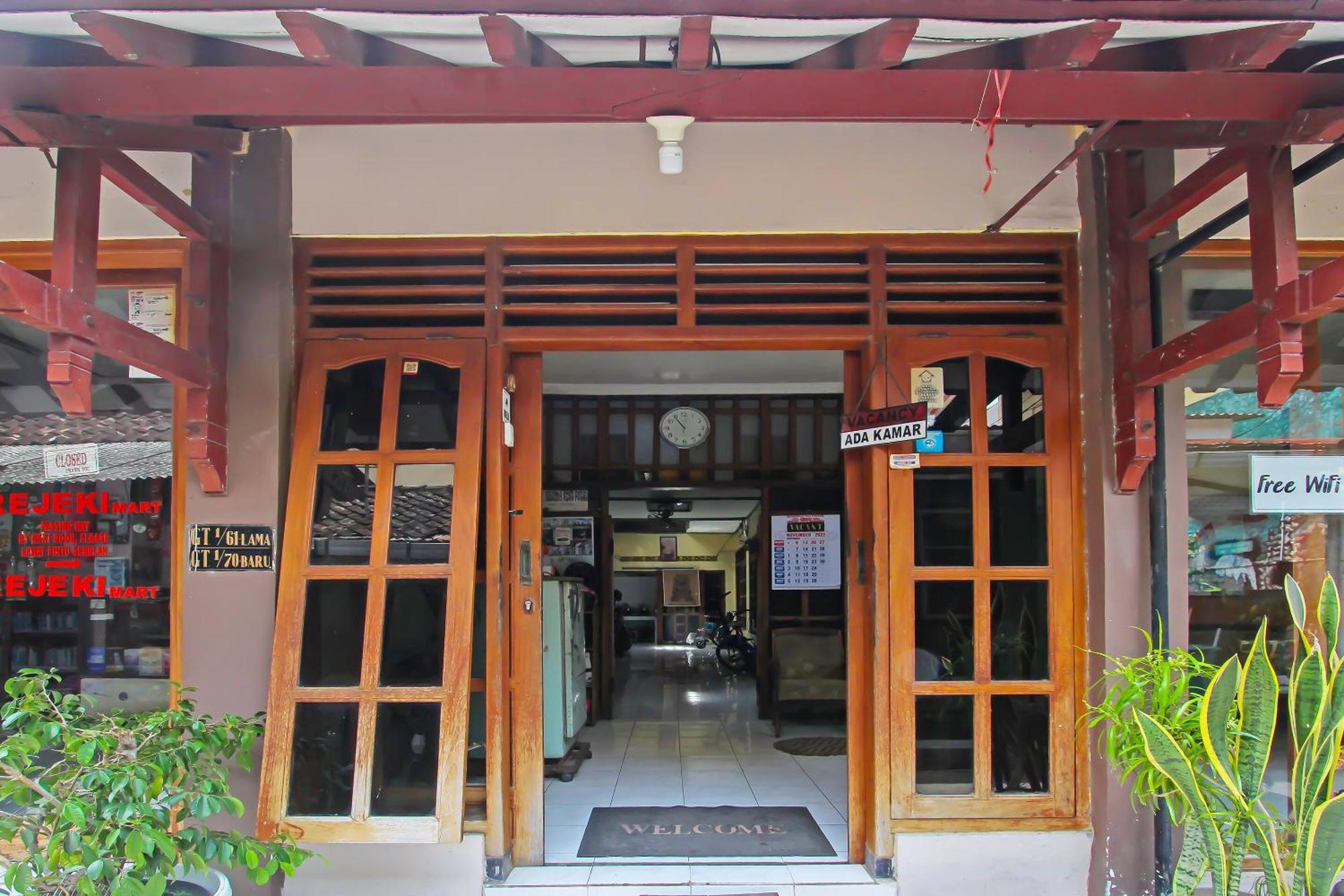 Spot On 91911 Rejeki Homestay Syariah Malioboro ジョグジャカルタ エクステリア 写真