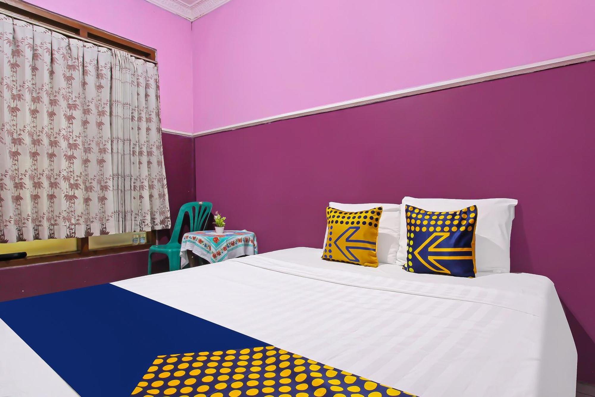 Spot On 91911 Rejeki Homestay Syariah Malioboro ジョグジャカルタ エクステリア 写真