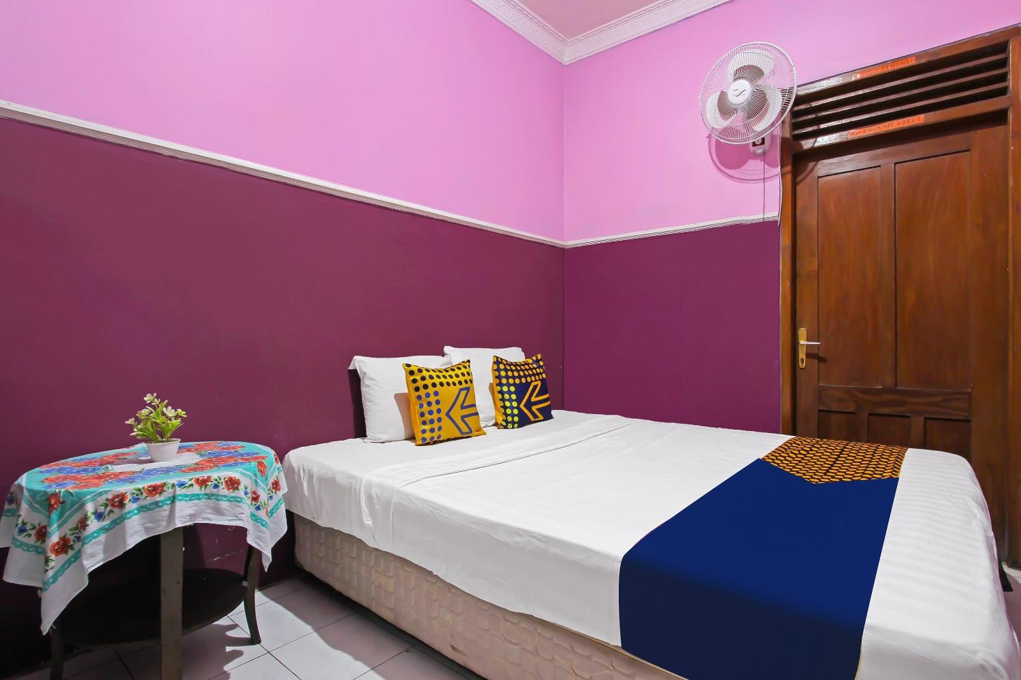 Spot On 91911 Rejeki Homestay Syariah Malioboro ジョグジャカルタ エクステリア 写真
